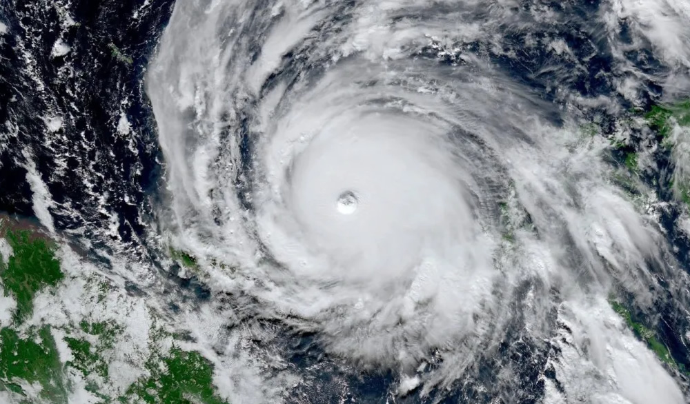 Macau-Casinos-Slam-the-Brakes-as-Super-Typhoon-Ragasa-Roars-Closer.jpg